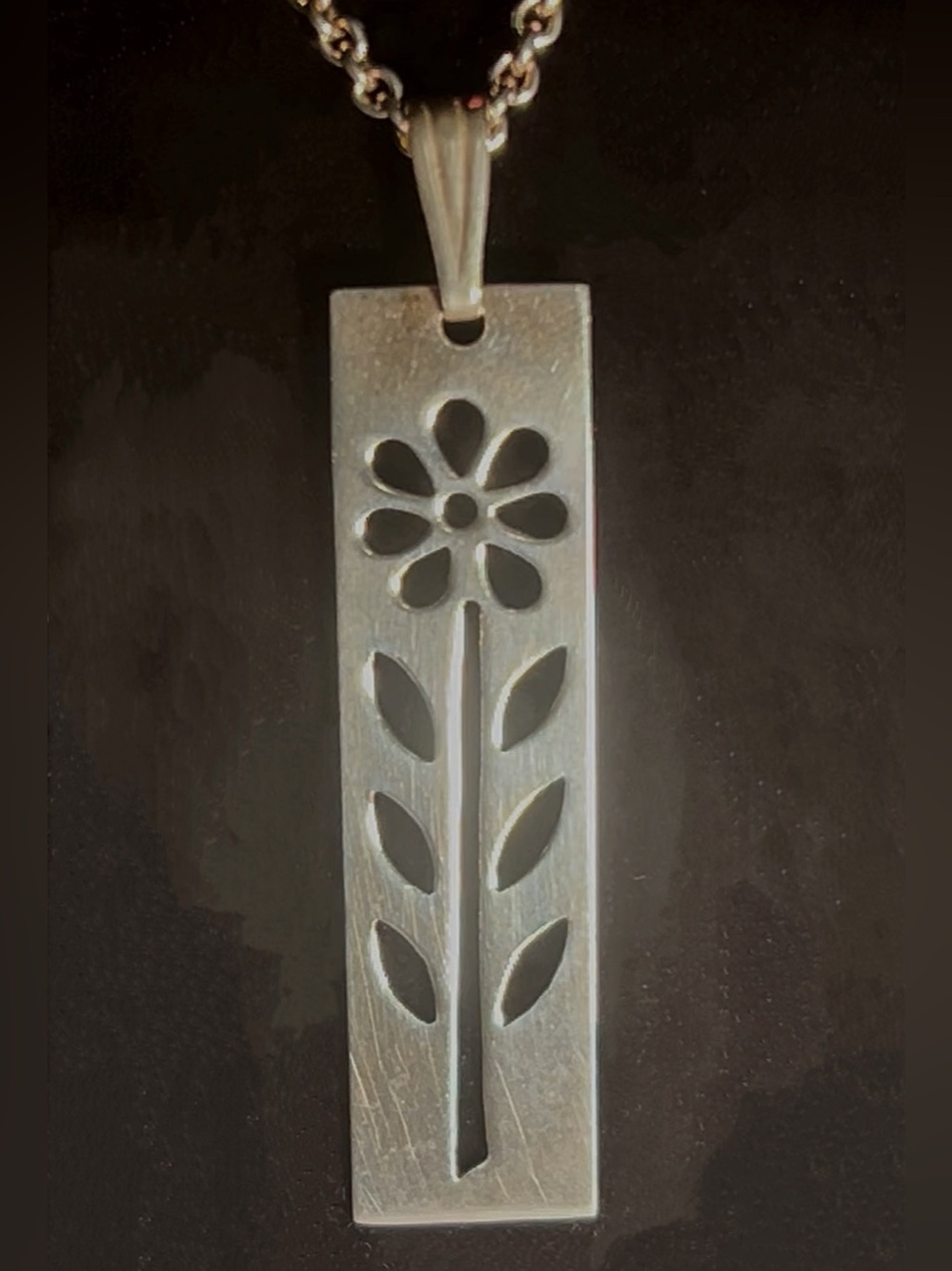 .999 Fine Silver Necklace & Floral Cutout Pendant - Picture 2 of 6